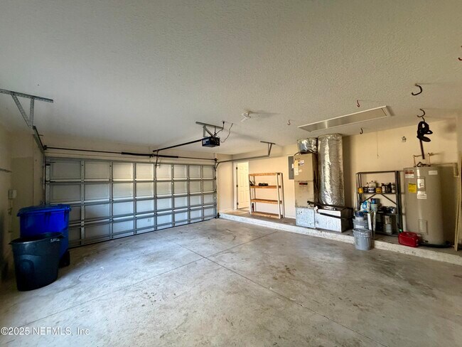 Building Photo - 1228 Loch Tanna Loop