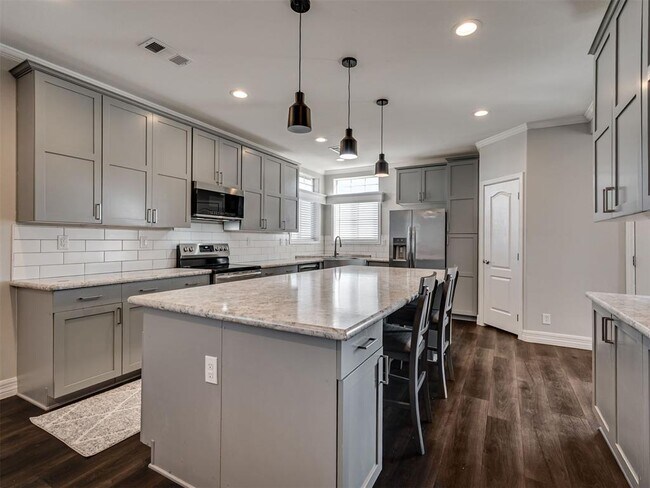 Building Photo - 7601 SW 119th St