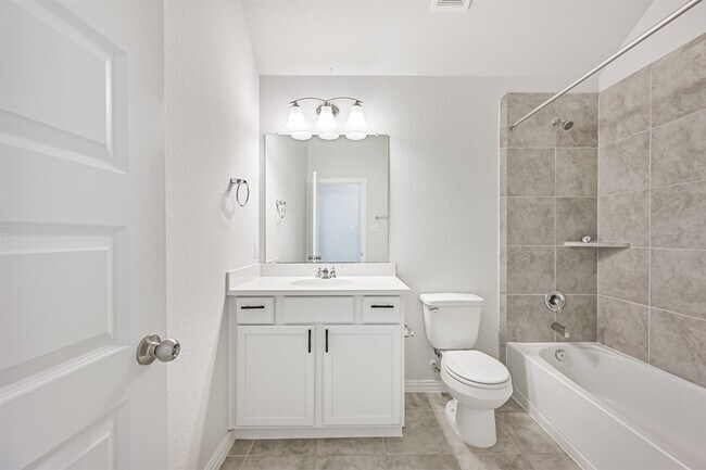 Building Photo - 7019 Terra Dr