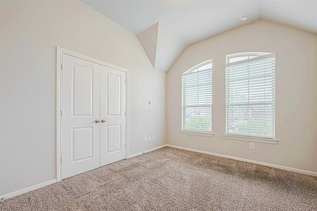 Building Photo - 31118 Gulf Cypress Ln