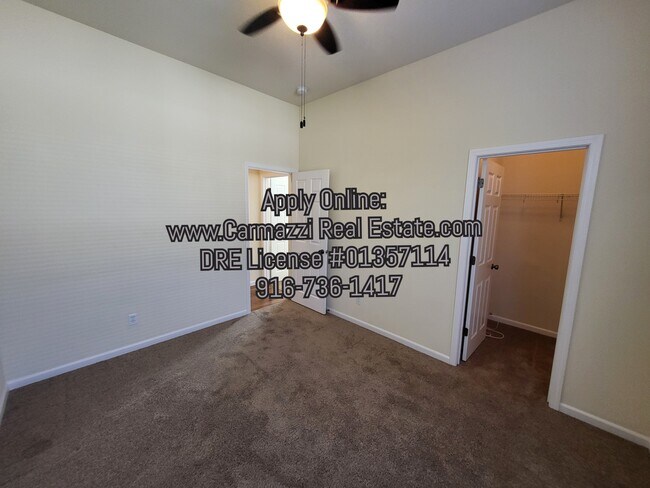 Building Photo - 1201 Souza Way