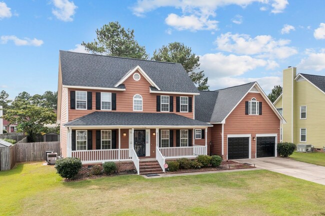 Building Photo - 3 bedroom 2.5 Bathroom home in Fayetteville