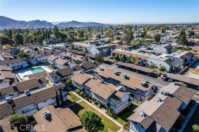 Building Photo - 16770 San Bernardino Ave