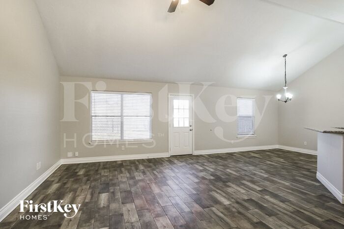 Building Photo - 16209 N View Ct
