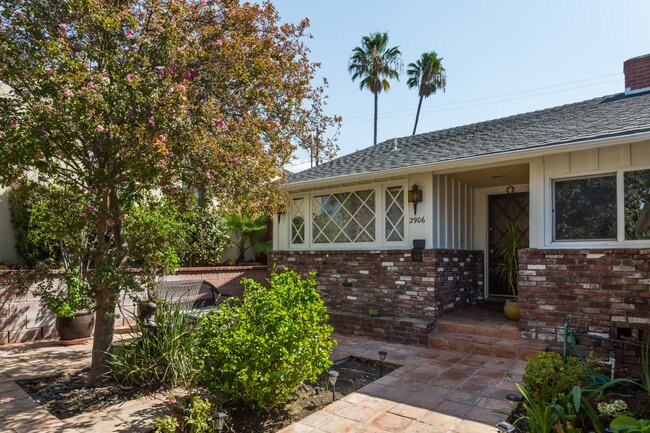 Building Photo - 2906 N Myers St