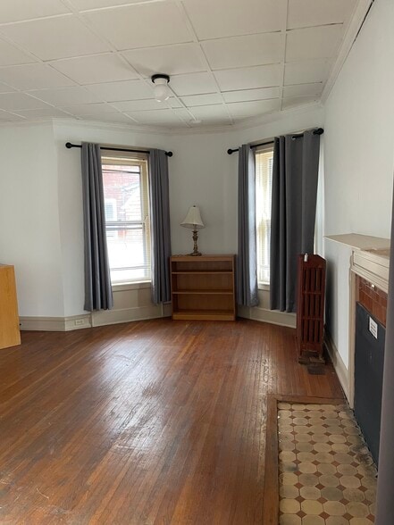 Building Photo - 505 E Seneca St