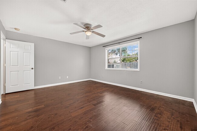 Building Photo - 6419 Paso Del Sol Dr