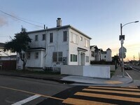 Building Photo - F03236