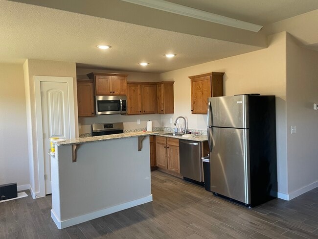 Building Photo - Barbet Duplex