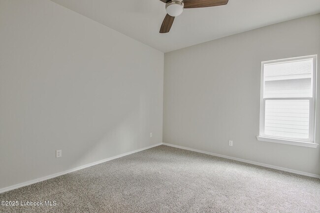 Building Photo - 3115 74th St