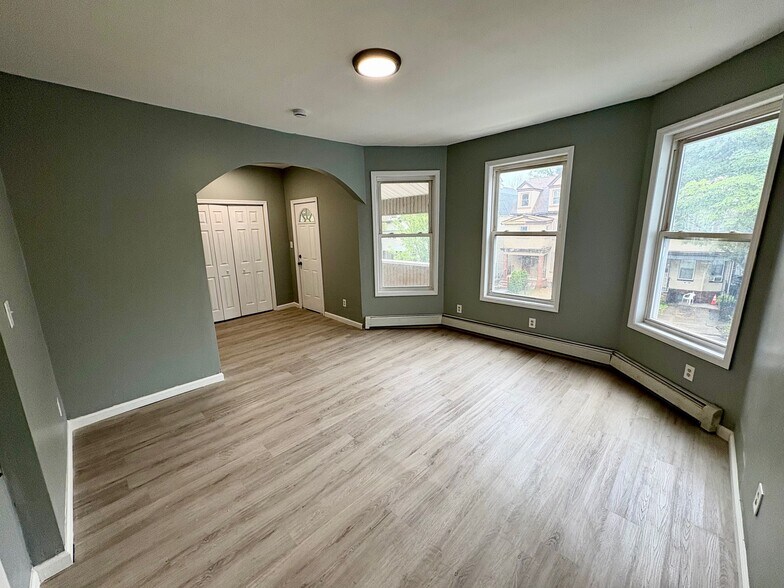 Bedroom 1 - 27 N 18th St