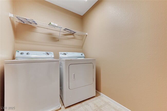 Building Photo - 83 Lockheed Ave