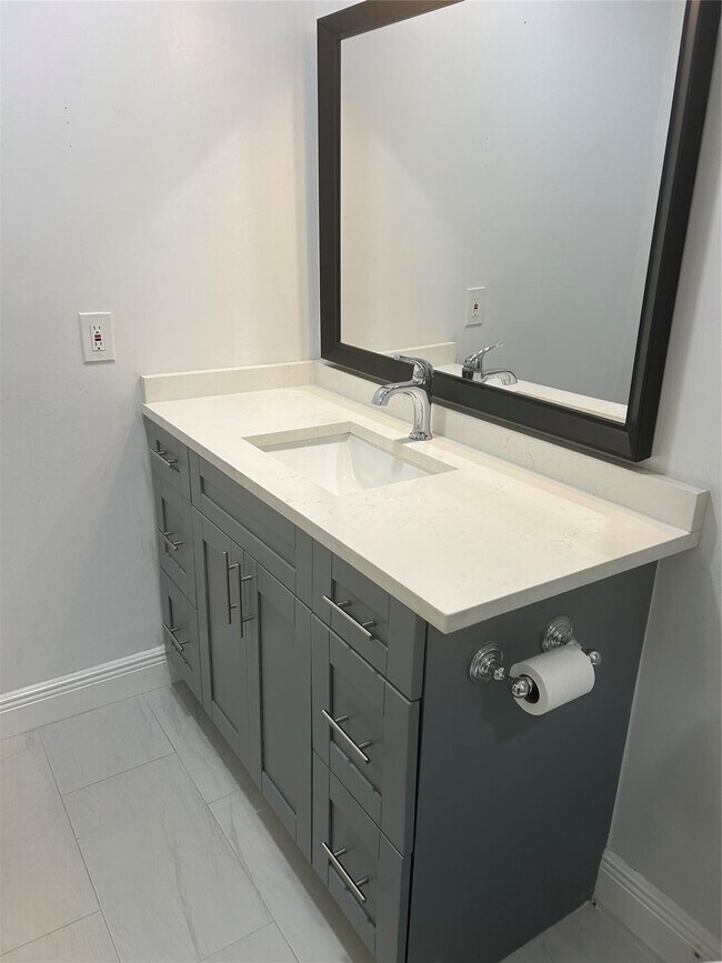 Building Photo - 9321 SW 23rd St