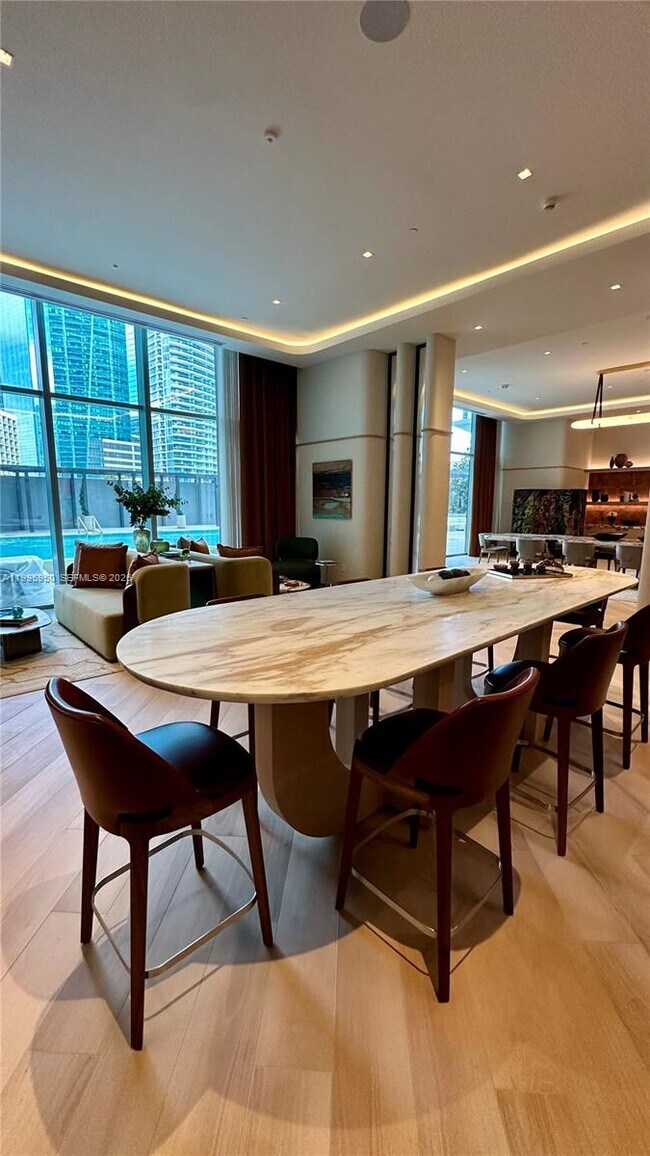 Building Photo - 77 SE 5th St