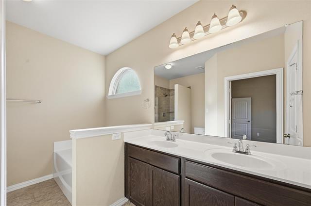 Building Photo - 717 Jennie Marie Cir