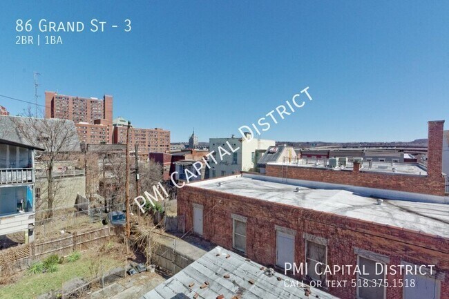 Building Photo - 86 Grand St