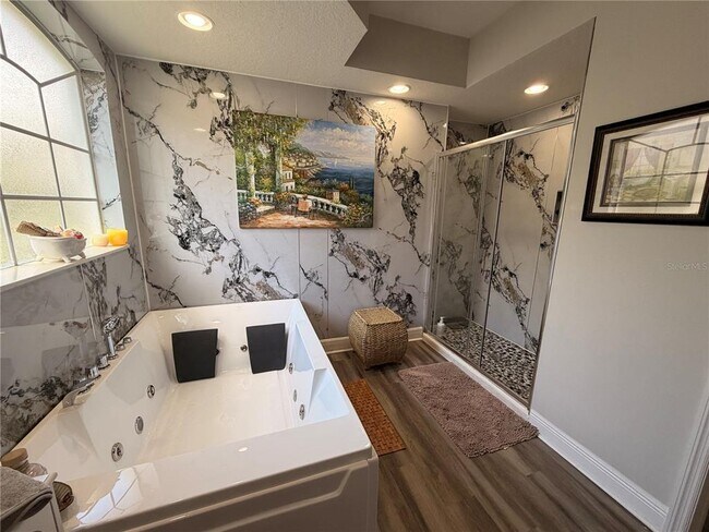 Building Photo - 2298 Viehman Tr