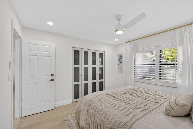 Building Photo - 479 Prestwick Cir