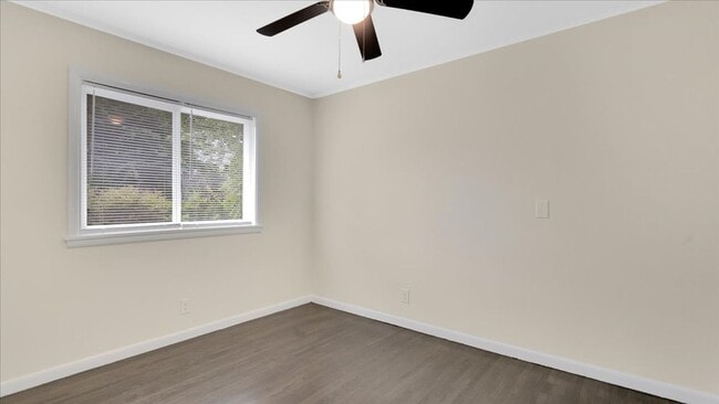 Building Photo - Beautiful 3 bedroom / 2 bath