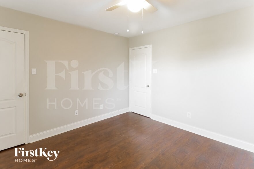 Building Photo - 3956 Polar Brook Dr