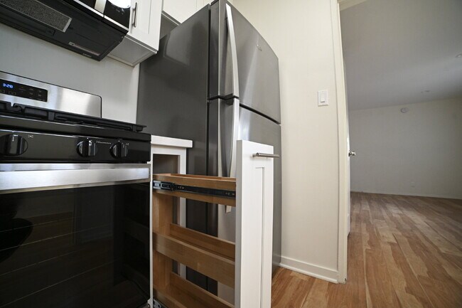 Building Photo - Newly remodeled studio in a gated building...