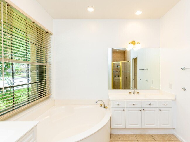 Building Photo - 3967 Nighthawk Dr