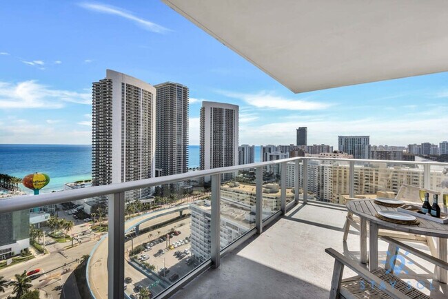 Building Photo - 4010 S Ocean Dr