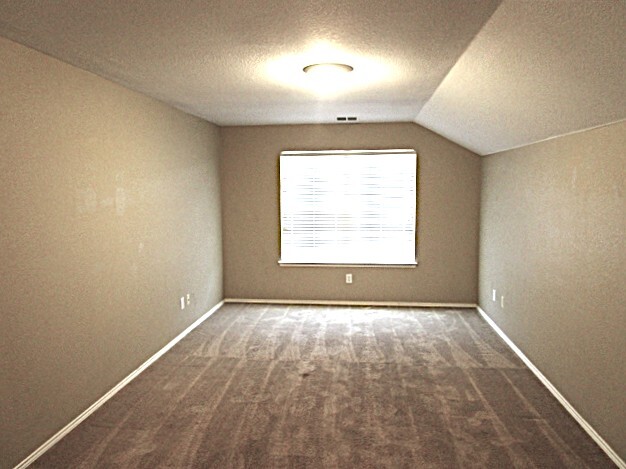 Building Photo - 11812 Ponderosa Pine Dr
