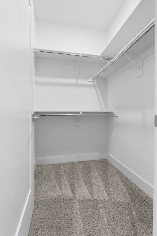 Building Photo - Modern 3 Bedroom 2 Bath Downtown Livermore