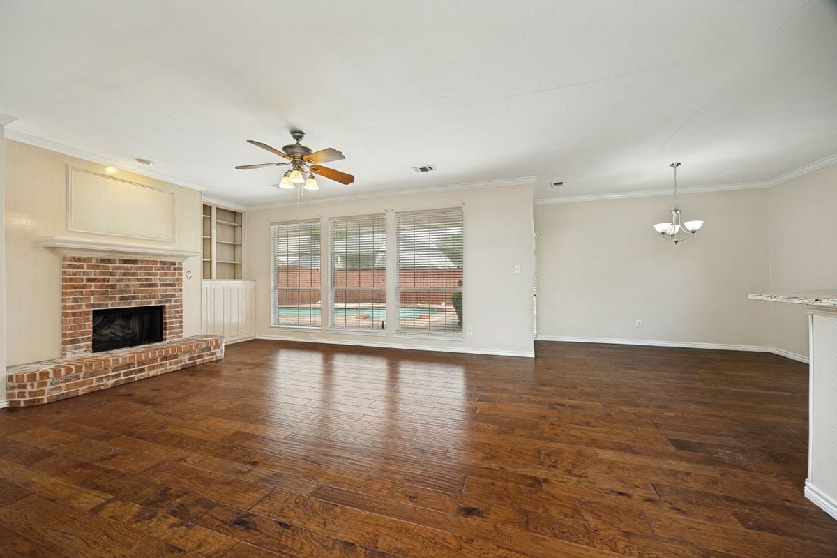 Building Photo - 2129 Argyle Dr