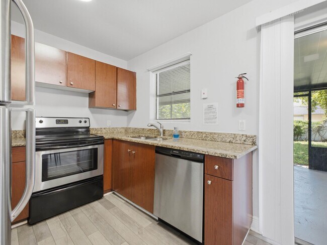 Building Photo - 4862 Andros Dr