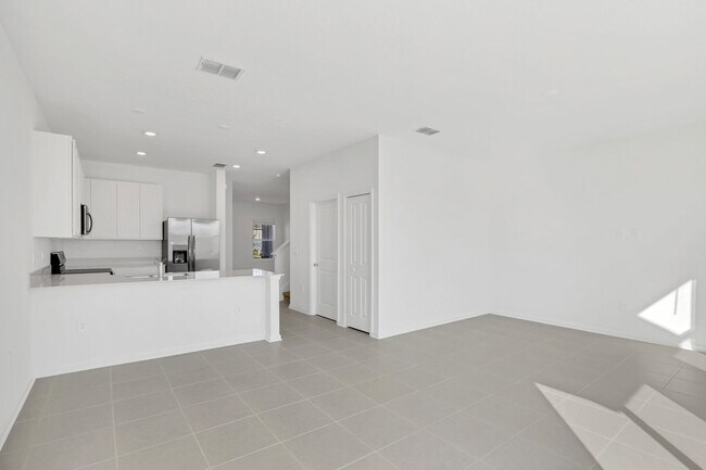 Building Photo - 3087 Mindfullness Dr