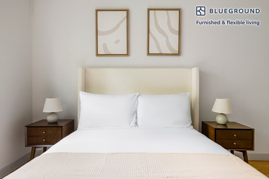 Building Photo - 320 D St