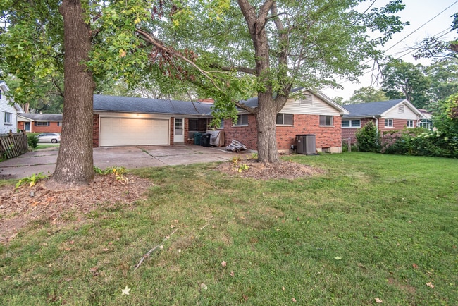 Building Photo - 1014 Romine Dr