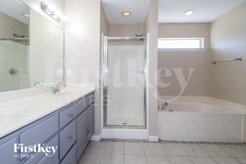 Building Photo - 1413 Leery Cove