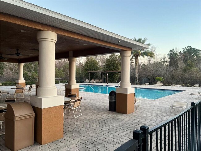 Building Photo - 9110 Savannah Grove Ln