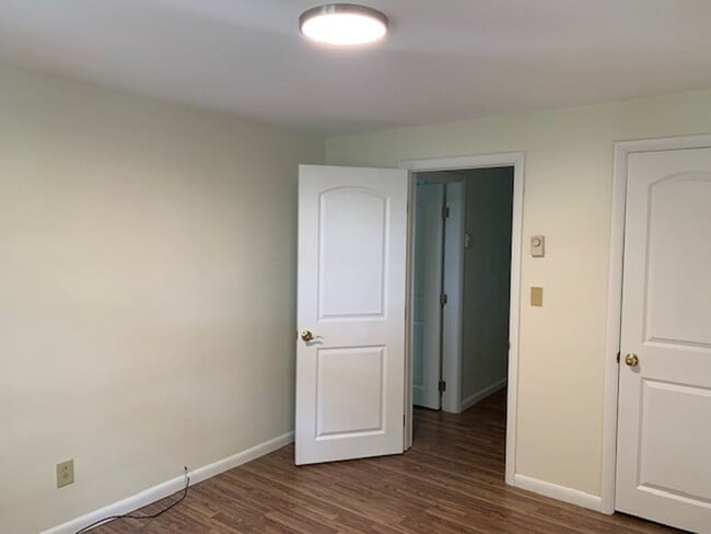 Building Photo - Renovated 3 Bedroom Single Family Home