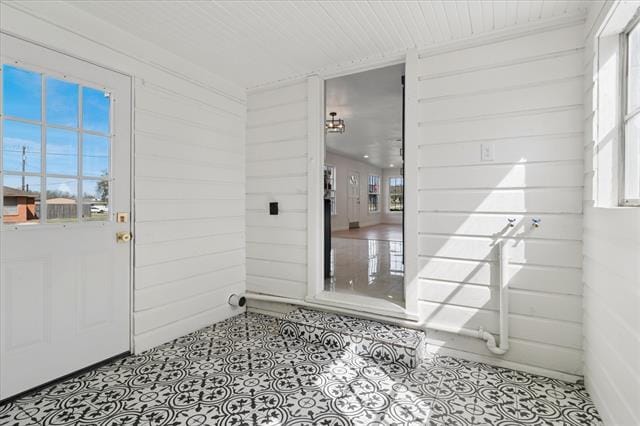 Building Photo - 602 W Pecan St