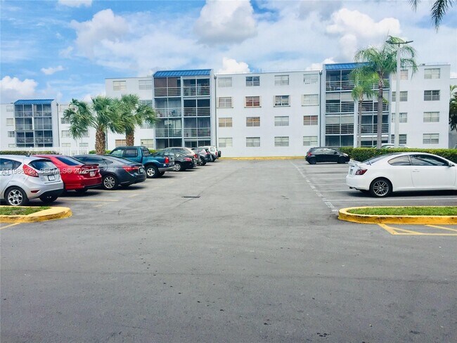 Building Photo - 14170 SW 84th St