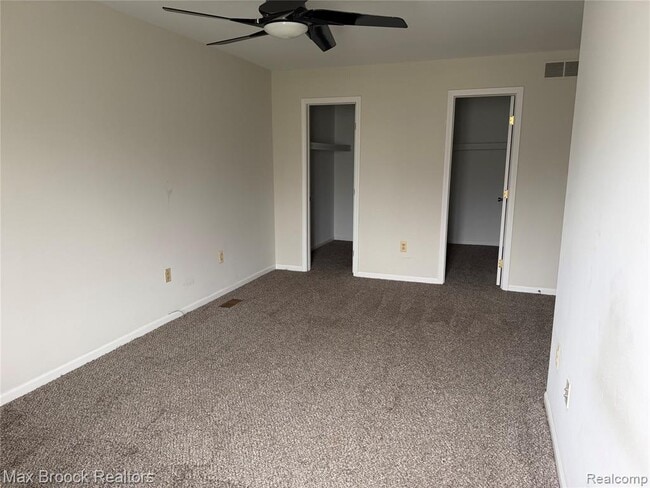 Building Photo - 50431 Bay Run S