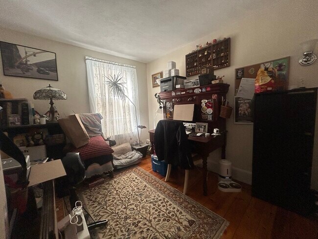 Building Photo - 6 Horton St