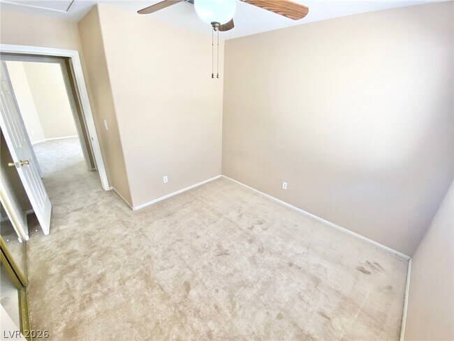 Building Photo - 4678 Carefree Dr