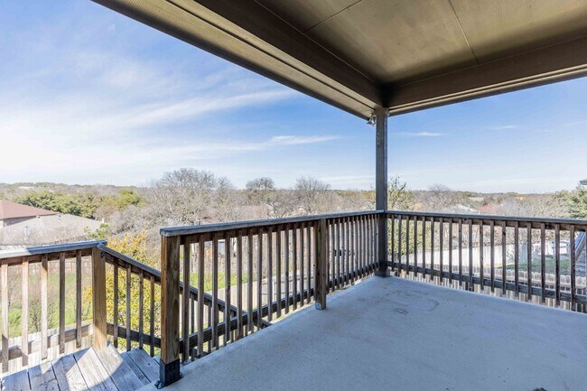 Building Photo - 11219 Pomona Park