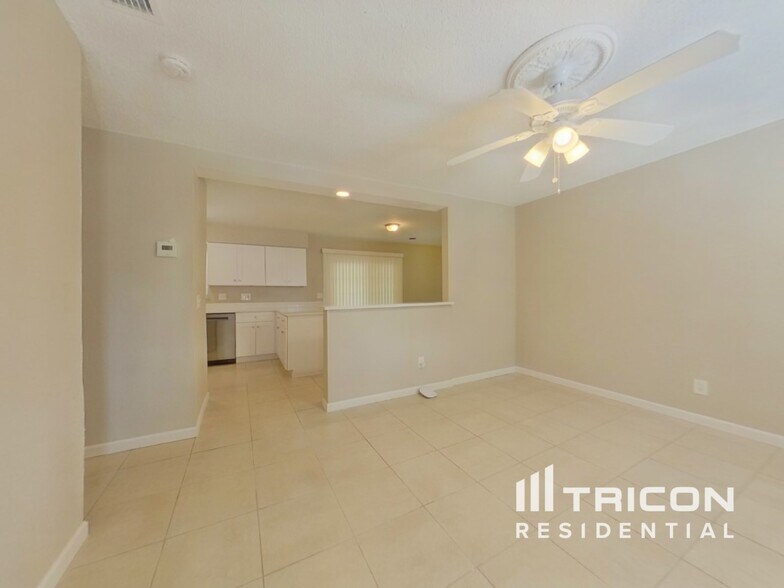 Building Photo - 15375 Hopedale Ln