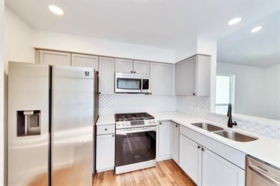 Building Photo - 1205 Dobie Dr