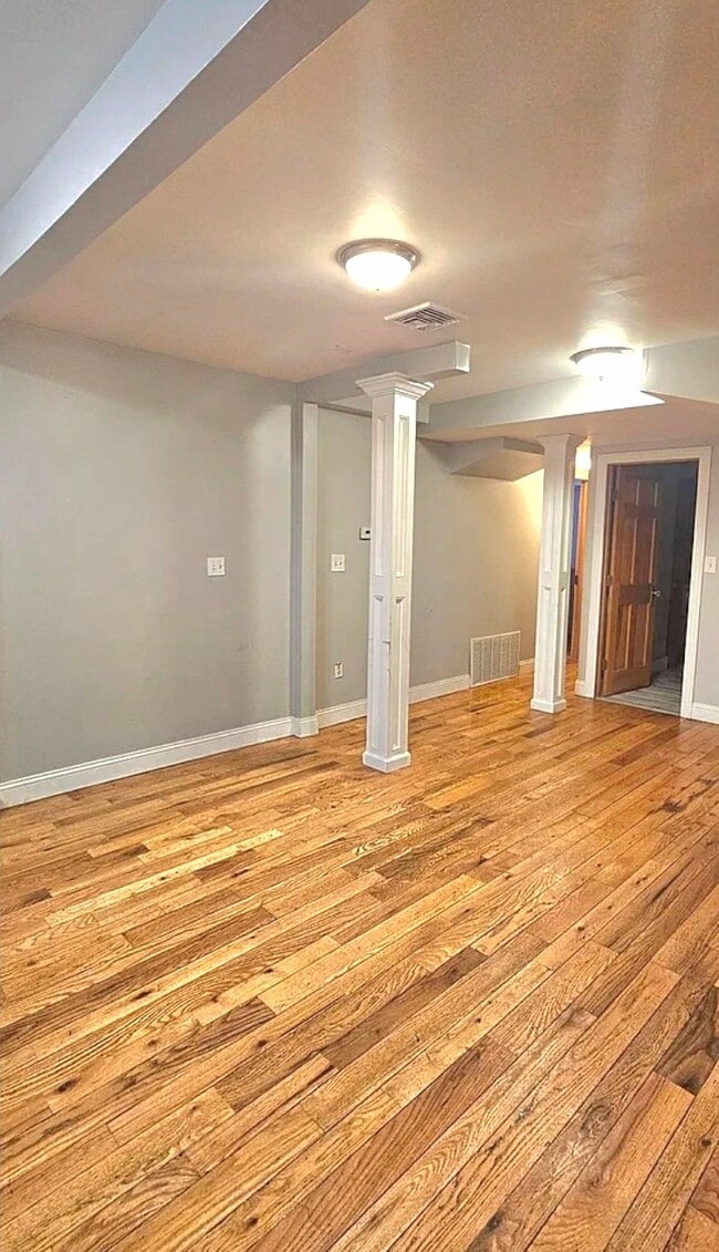 Building Photo - 28 E Grand Ave