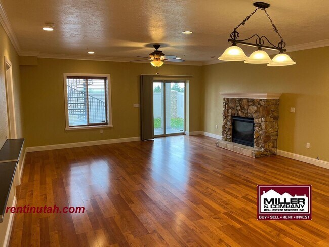 Building Photo - 10234 Eagle Cliff Way