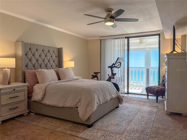 Building Photo - 6600 Sunset Way