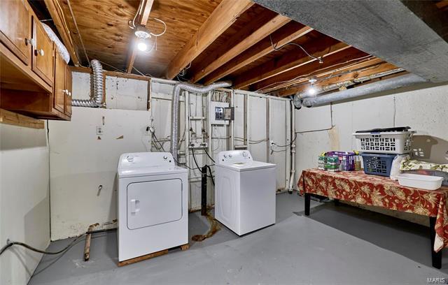 Building Photo - 708 Whitewillow Ln