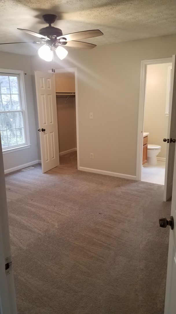 Building Photo - Charming 3 bedroom home in Acworth